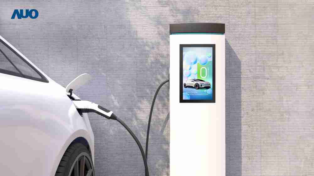 友達〝EVSE車用充電樁解決方案〞專為電動汽車充電樁設計，，，具有高亮度、、、、克服戶外艱難環境的耐溫、、耐紫外線等特性，，並搭載散熱性及擴充性強的高效能工業電腦，，可實現人機互動訴求，，，如資訊顯示、、、支付等應用